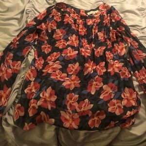Ann Taylor Loft gray, pink blue floral top